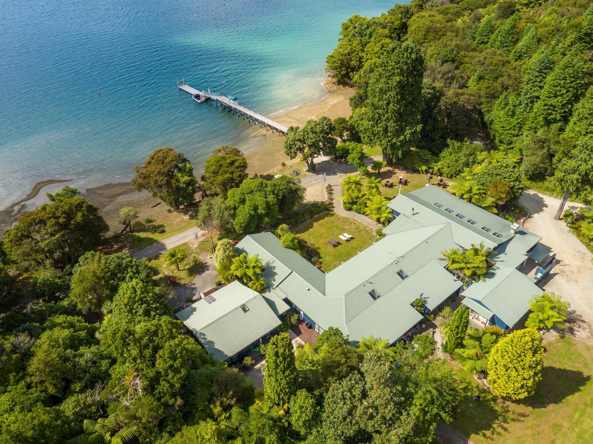 Raetihi Lodge Kenepuru Sounds Exterior photo