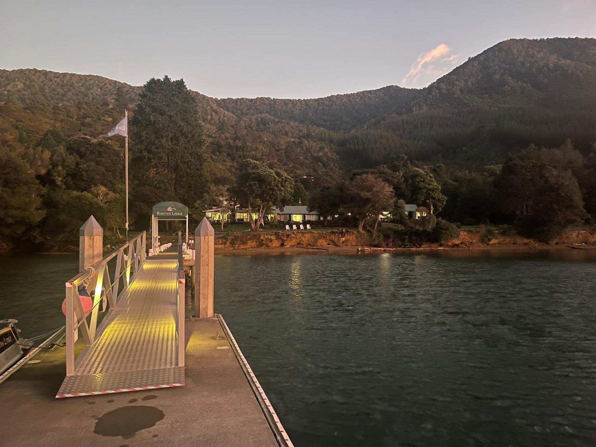 Raetihi Lodge Kenepuru Sounds Exterior photo
